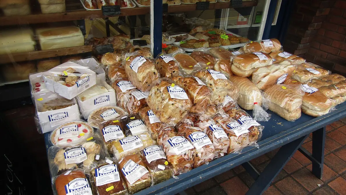 Greenhalgh's – bakery in Salford town centre